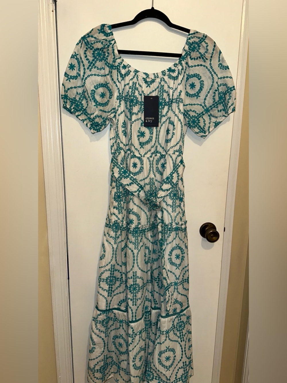 NWT Women’s Crown & Ivy Dress, size Medium